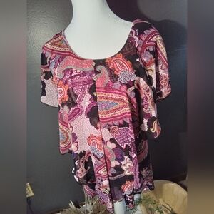Paisley Short-Sleeve Scoop Neck Blouse in Pink